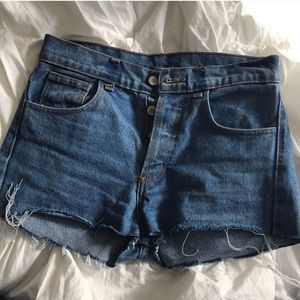 Brandy Melville J. Galt high wasted shorts